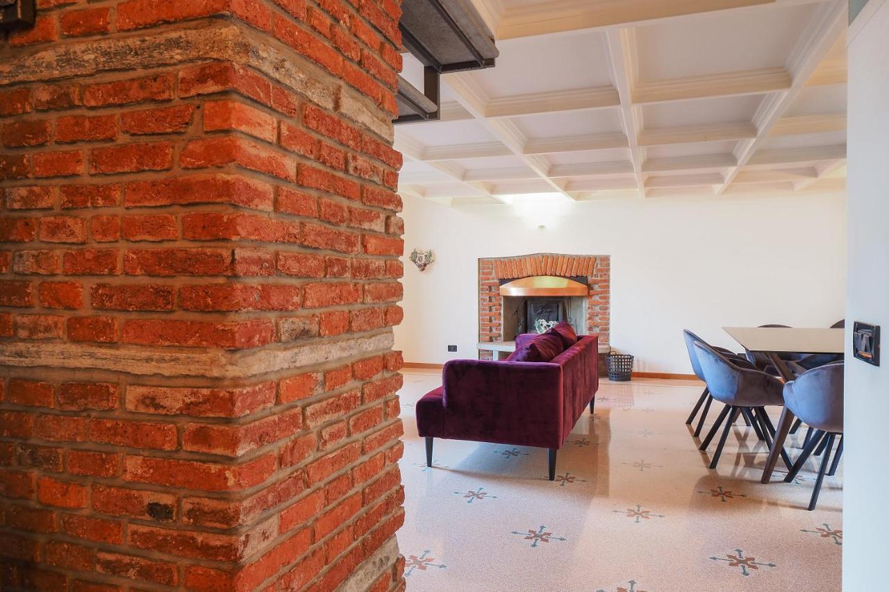 Unique Duomo Luxury Property Milan Exterior photo